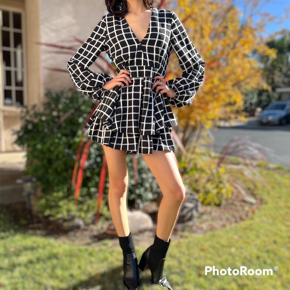 Blithe LA Black and White Ruffle Romper size S